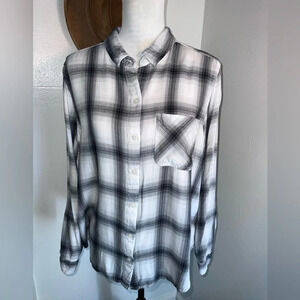 Time and Tru, XL, Long sleeve button front, gray and white plaid 100% viscose